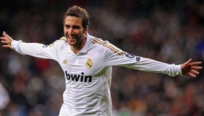  体彩开奖-视频版独家，库里深度解析吉米-巴特勒投篮进化，称其风格未变却更重机会